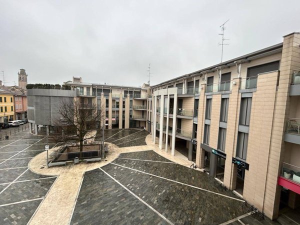 ufficio in vendita a Correggio
