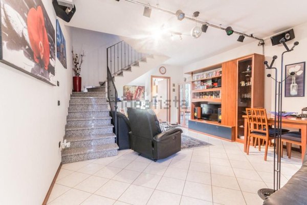 casa indipendente in vendita a Correggio