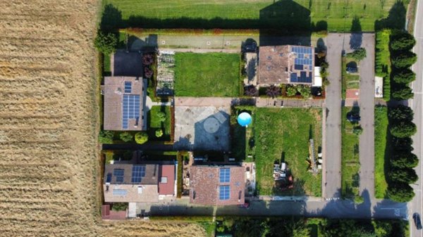 casa indipendente in vendita a Correggio