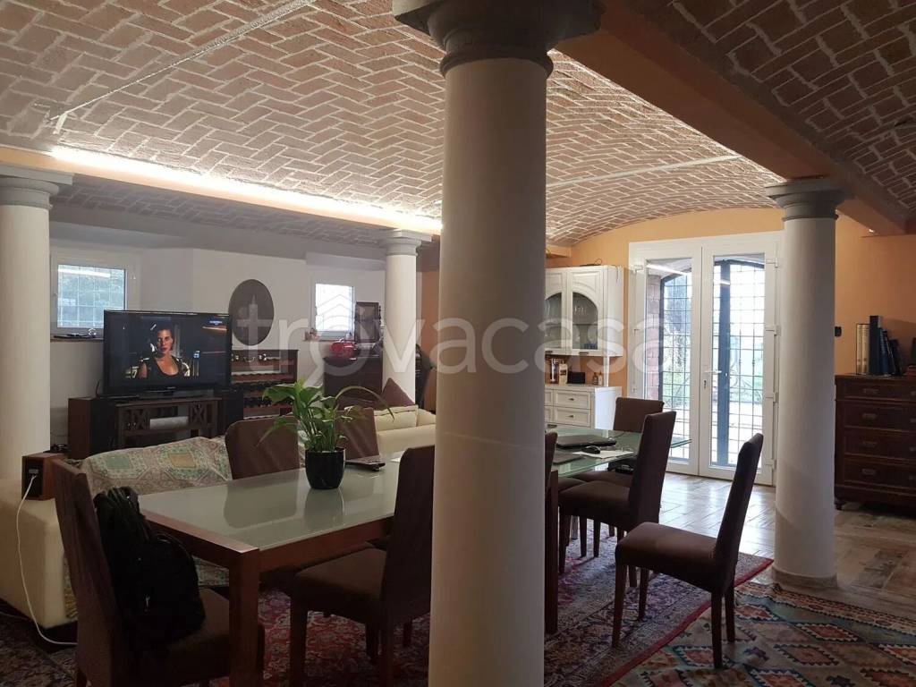 casa indipendente in vendita a Correggio