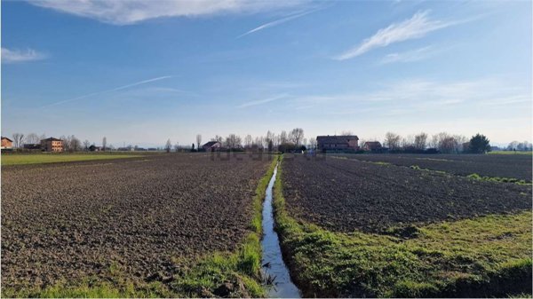 terreno agricolo in vendita a Correggio