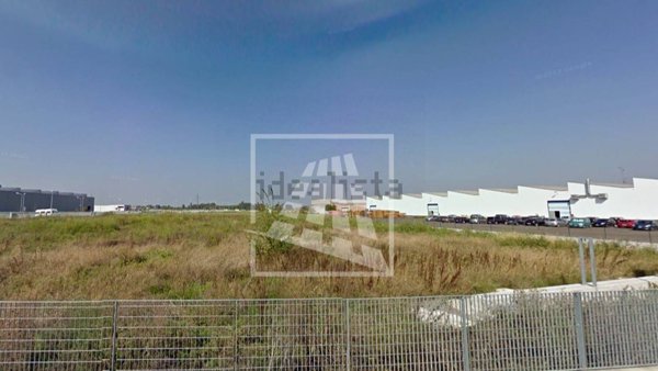 terreno edificabile in vendita a Correggio