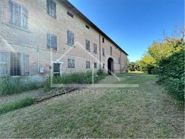 casa indipendente in vendita a Correggio in zona Budrio