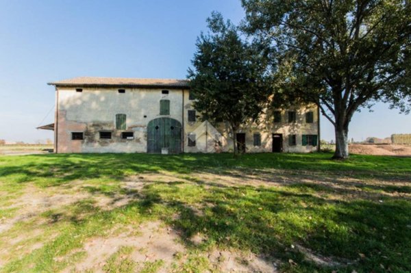 casa indipendente in vendita a Correggio