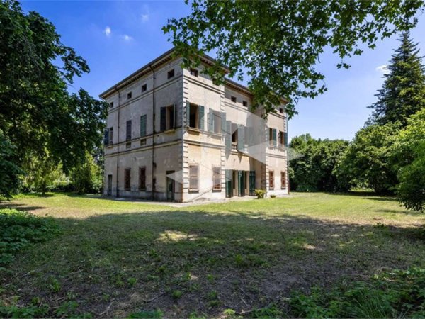 casa indipendente in vendita a Correggio