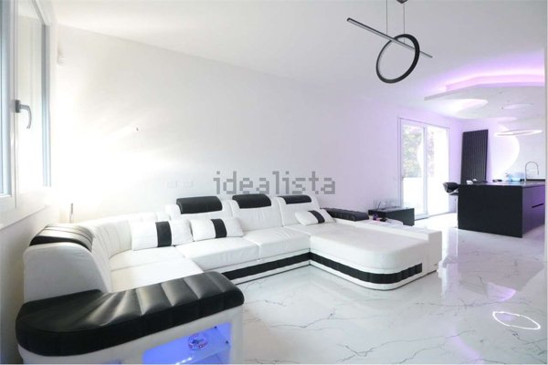 casa indipendente in vendita a Correggio