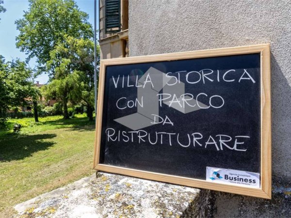 casa indipendente in vendita a Correggio