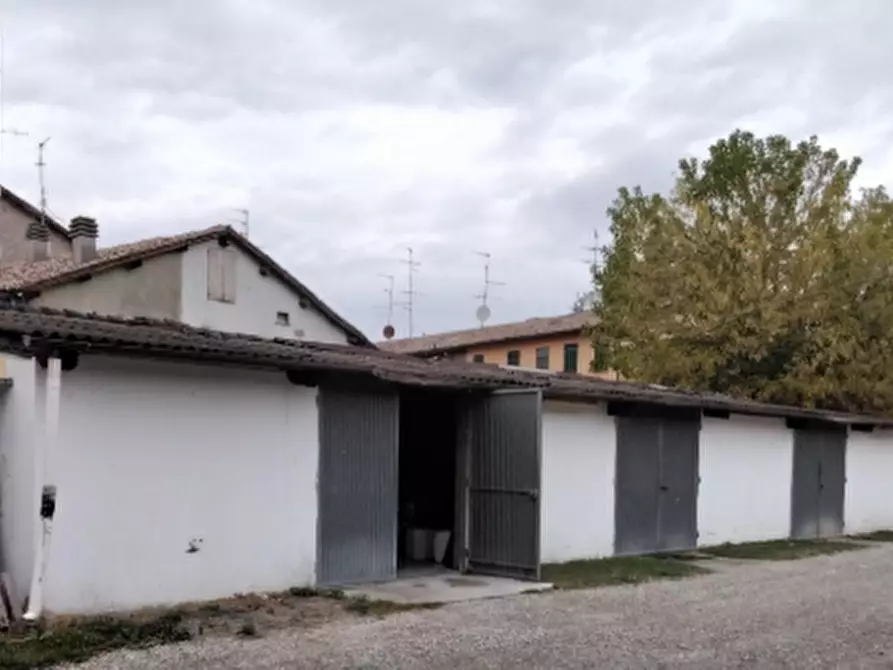 locale di sgombero in vendita a Correggio