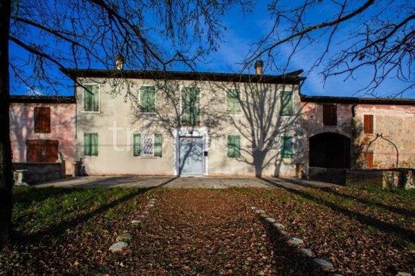 casa indipendente in vendita a Correggio in zona San Martino