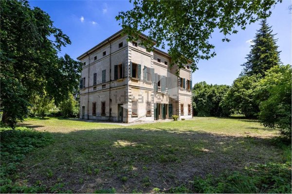 casa indipendente in vendita a Correggio