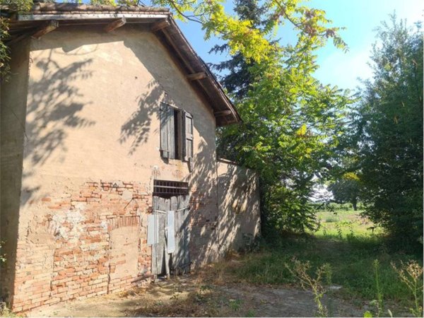 casa indipendente in vendita a Correggio