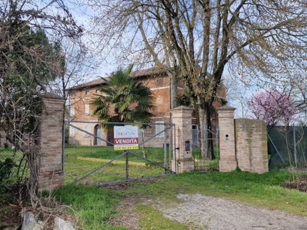 casa indipendente in vendita a Correggio