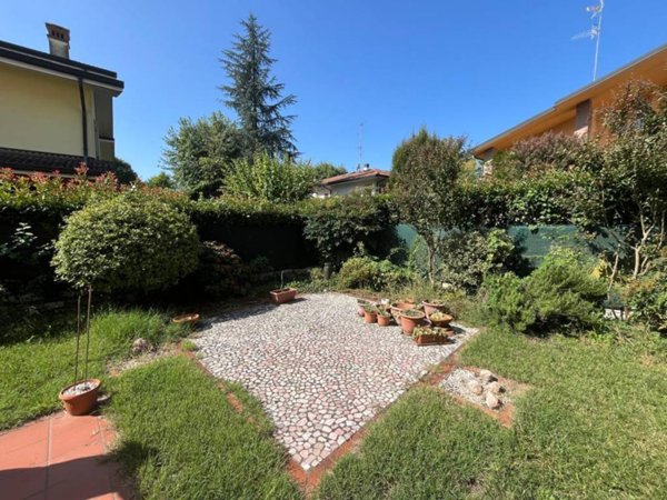 casa indipendente in vendita a Correggio