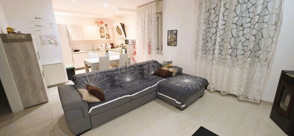 casa indipendente in vendita a Correggio