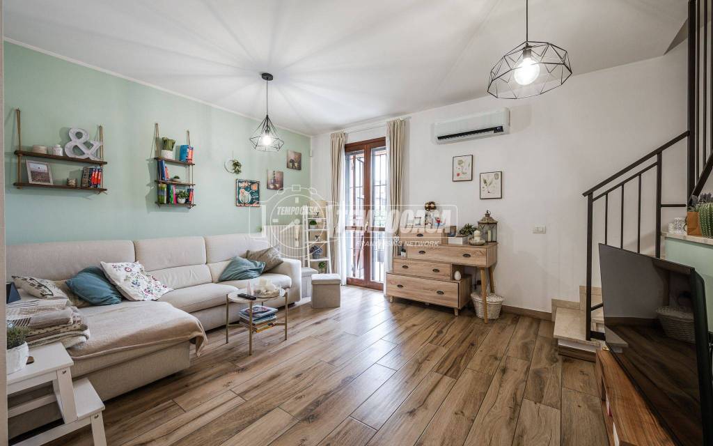 casa indipendente in vendita a Correggio