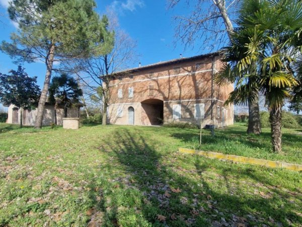 casa indipendente in vendita a Correggio in zona Mandrio