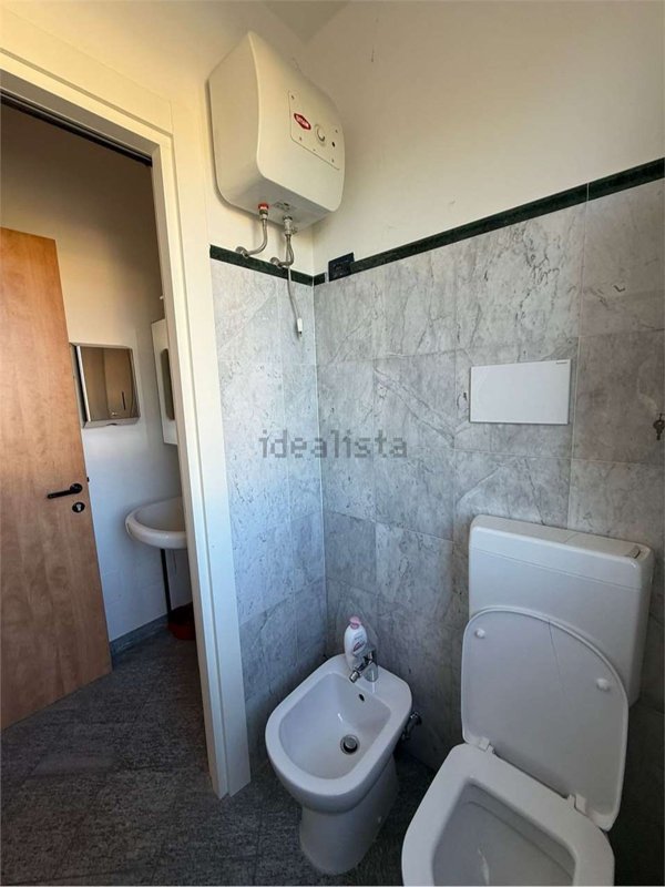 ufficio in vendita a Correggio