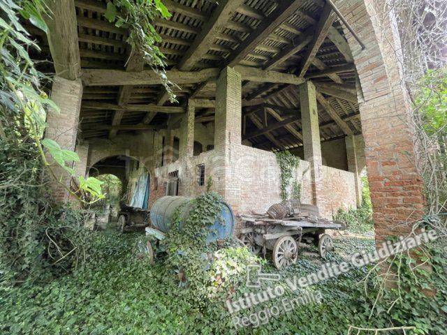 casa indipendente in vendita a Correggio in zona Budrio