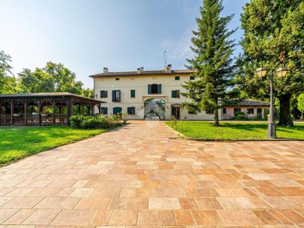 terreno edificabile in vendita a Correggio