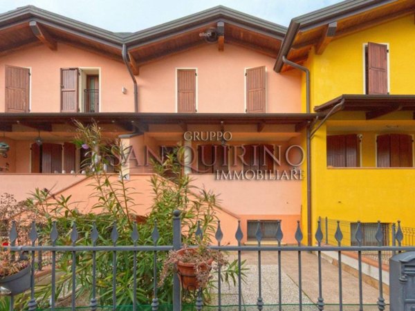 casa indipendente in vendita a Correggio