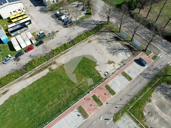 terreno edificabile in vendita a Correggio