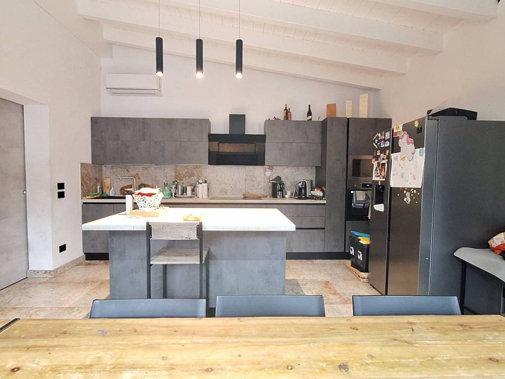 casa indipendente in vendita a Correggio