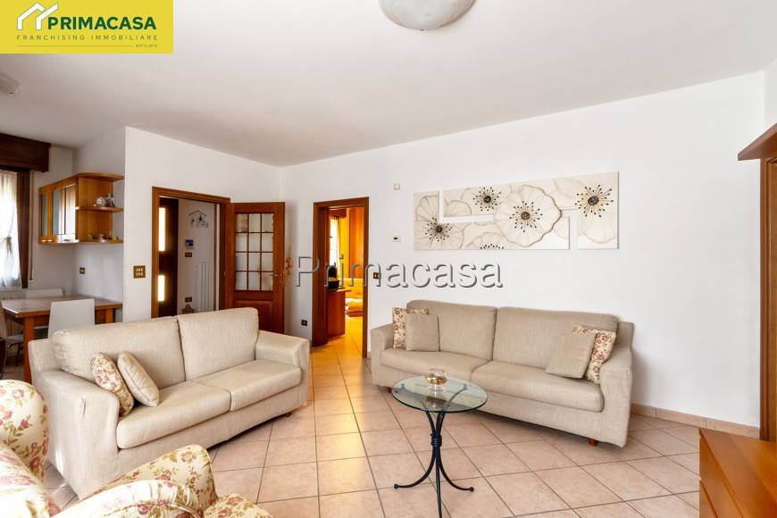 casa indipendente in vendita a Correggio in zona Mandrio