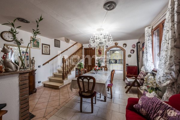 casa indipendente in vendita a Correggio