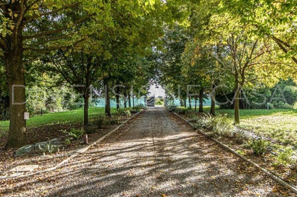 casa indipendente in vendita a Correggio in zona Mandrio