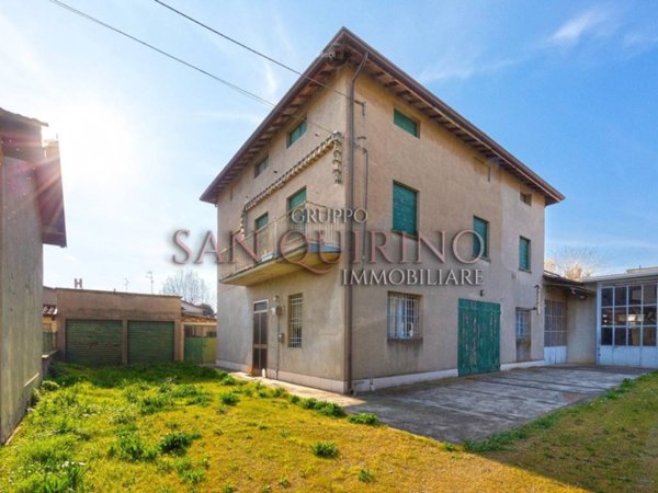 casa indipendente in vendita a Correggio in zona Fosdondo