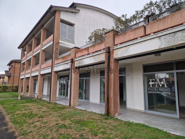 locale commerciale in vendita a Correggio