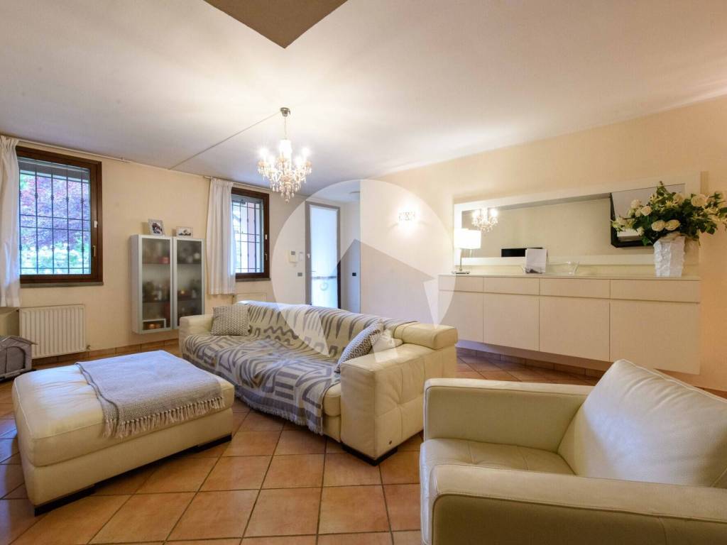 casa indipendente in vendita a Correggio