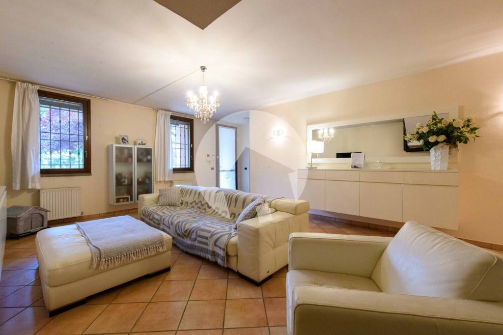 casa indipendente in vendita a Correggio