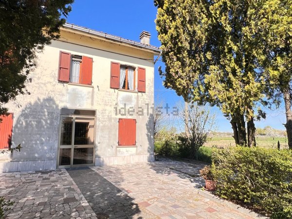 casa indipendente in vendita a Correggio