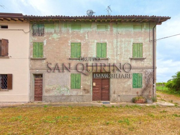 casa indipendente in vendita a Correggio in zona Fosdondo