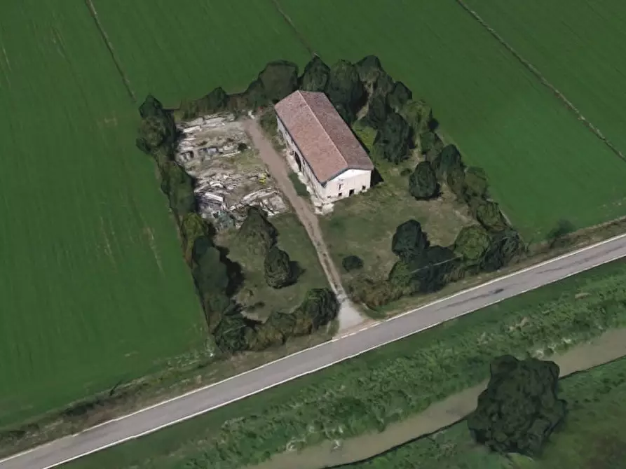 casale in vendita a Correggio in zona Mandrio