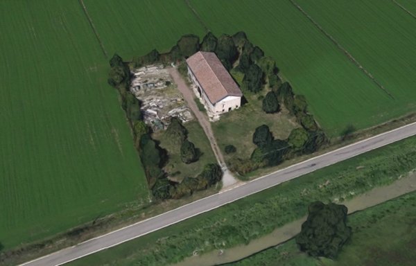 casale in vendita a Correggio in zona Mandrio