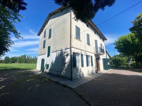 casa indipendente in vendita a Correggio