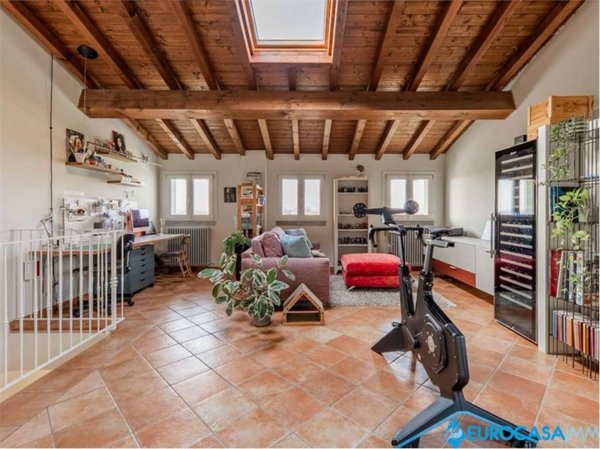casa indipendente in vendita a Correggio in zona Budrio