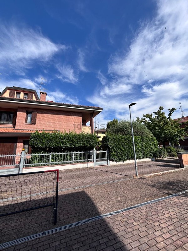 casa indipendente in vendita a Correggio