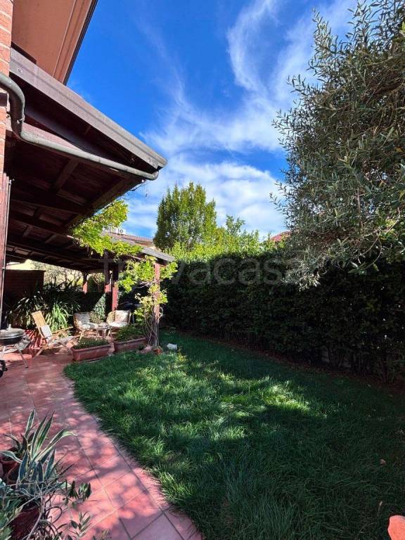 casa indipendente in vendita a Correggio