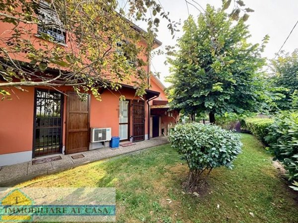 casa indipendente in vendita a Correggio