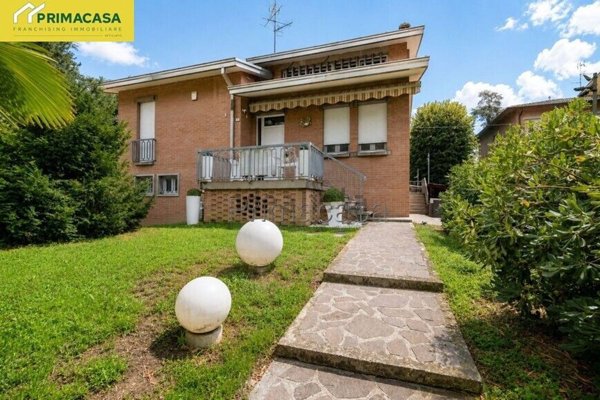 casa indipendente in vendita a Correggio