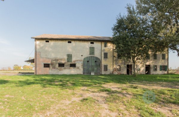 casale in vendita a Correggio