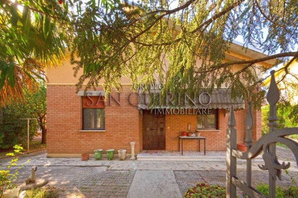 casa indipendente in vendita a Correggio