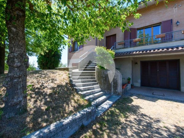 casa indipendente in vendita a Correggio