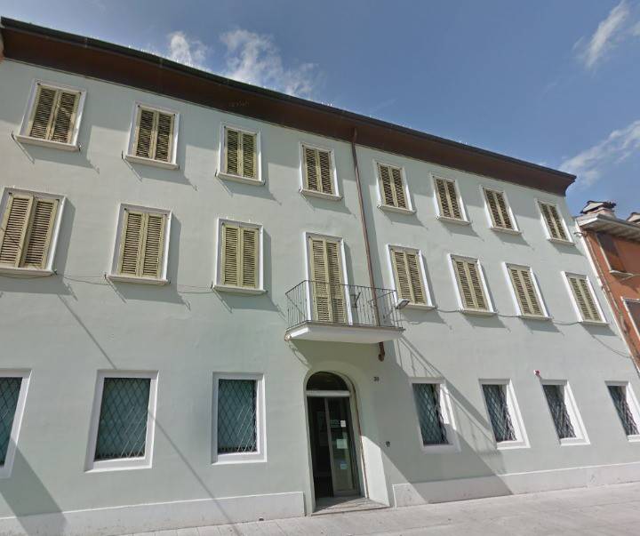 negozio in vendita a Fabbrico