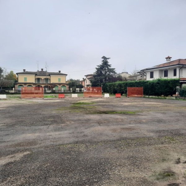 terreno edificabile in vendita a Fabbrico