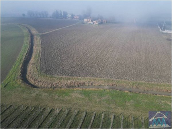 terreno edificabile in vendita a Fabbrico