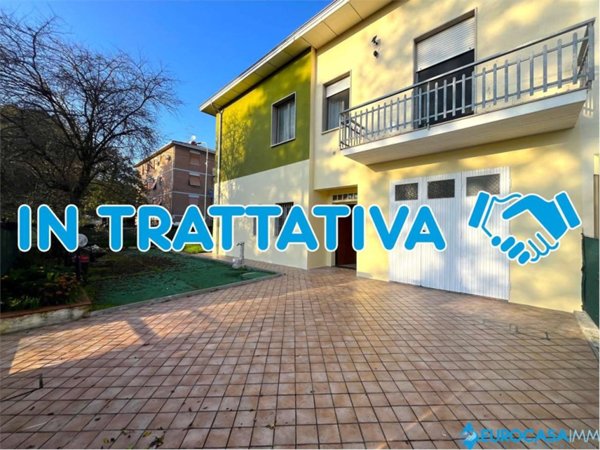 casa indipendente in vendita a Fabbrico